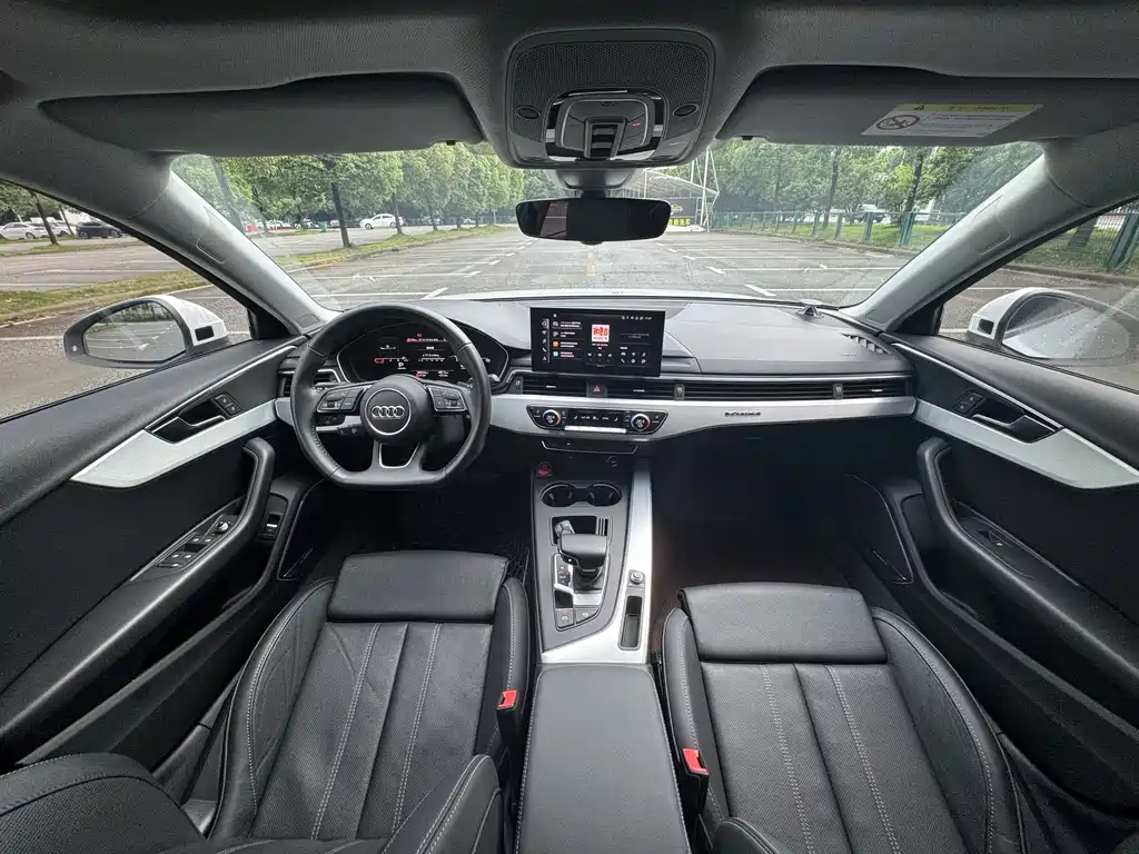 Audi A4L 2021