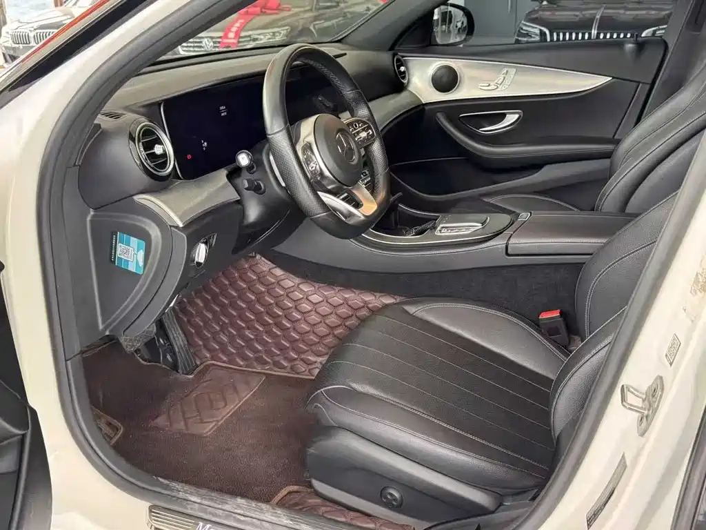 Mercedes-Benz E-Class 2020 — фото 4