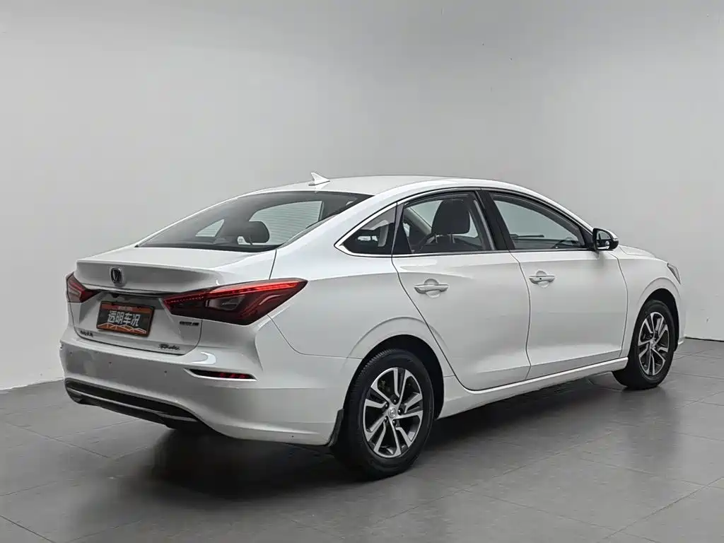 Changan Eado 2019 — фото 2