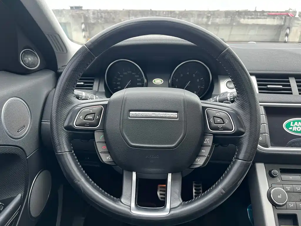 Land Rover Evoque 2014 — фото 15