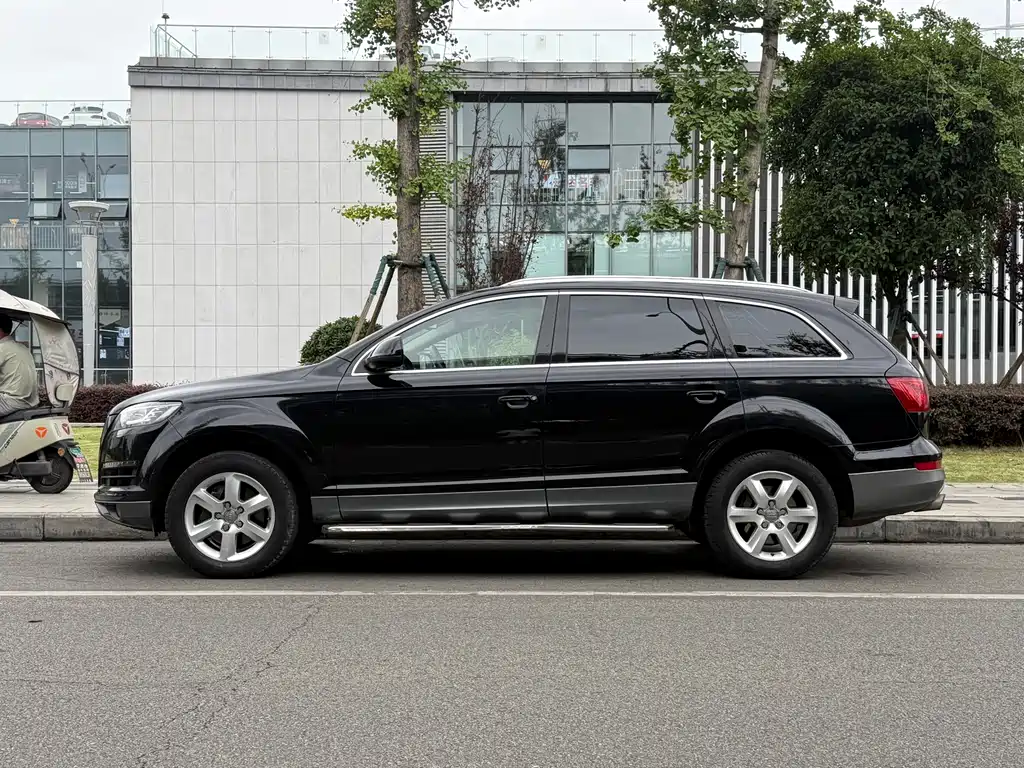 Audi Q7 2015 — фото 4