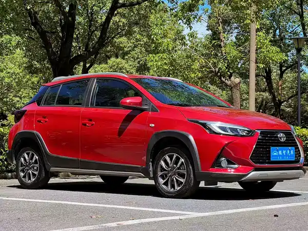 Toyota Yaris L 2022