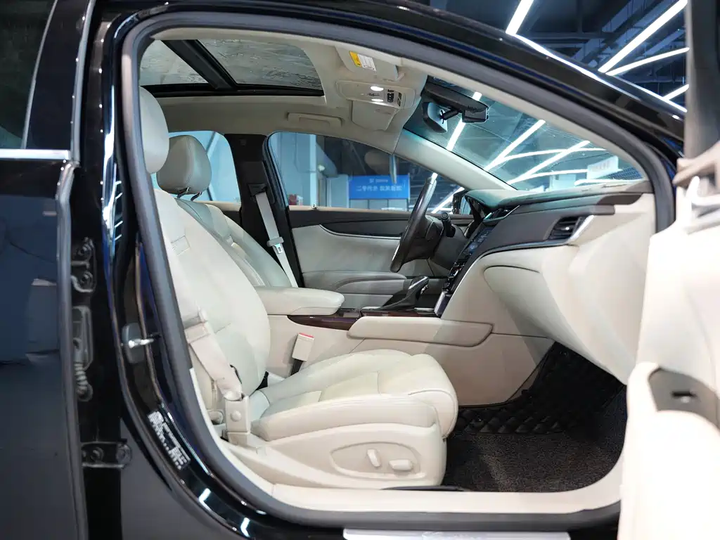 Cadillac XTS 2016 — фото 19