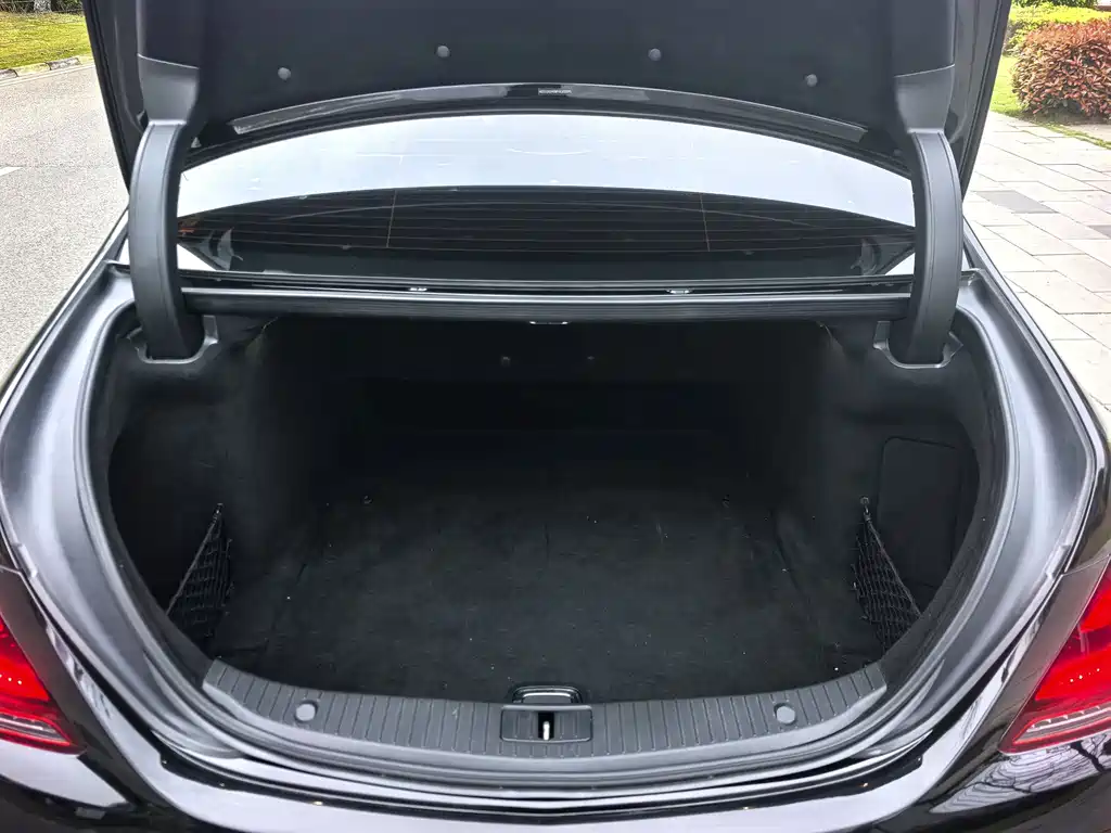 Mercedes-Benz Maybach S-Class 2017 — фото 10