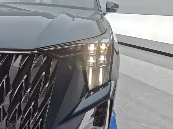 GAC Trumpchi GS8 2022