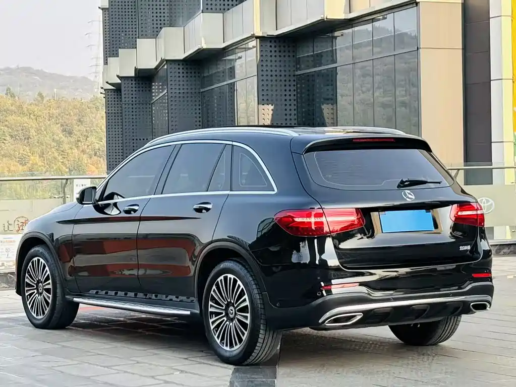 Mercedes-Benz GLC 2018 — фото 7