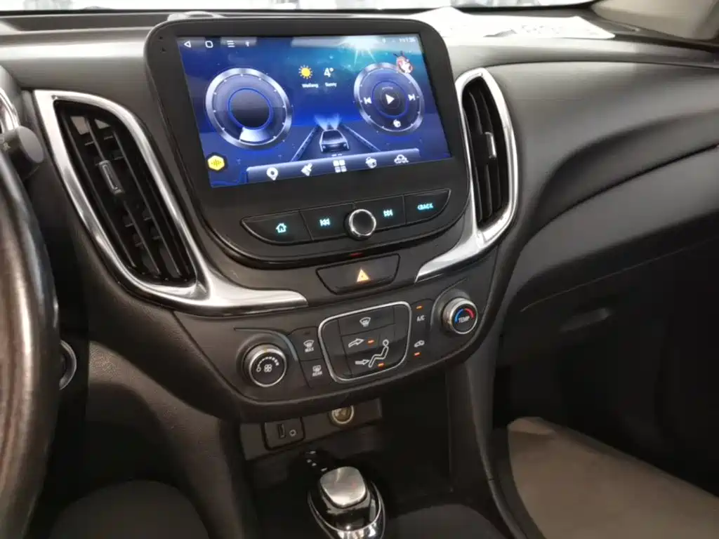 Chevrolet Equinox 2018 — фото 13