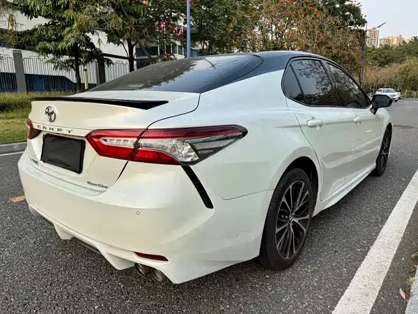 Toyota Camry 2019
