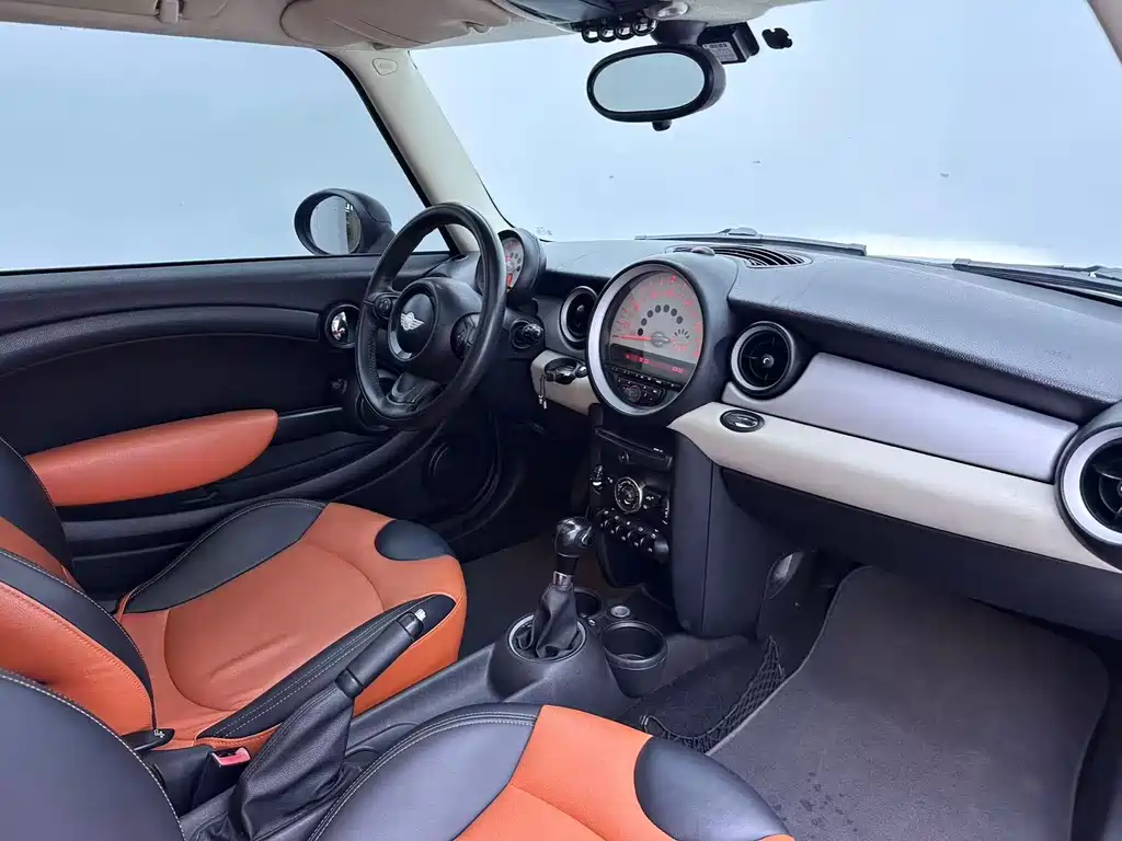 MINI Mini 2012
