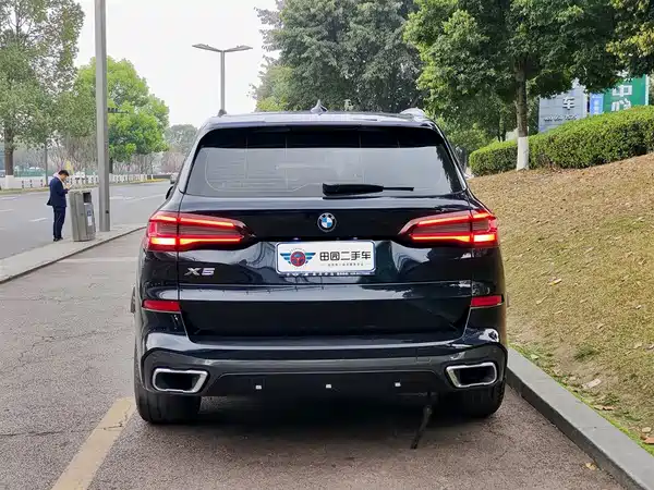 BMW X5 2022