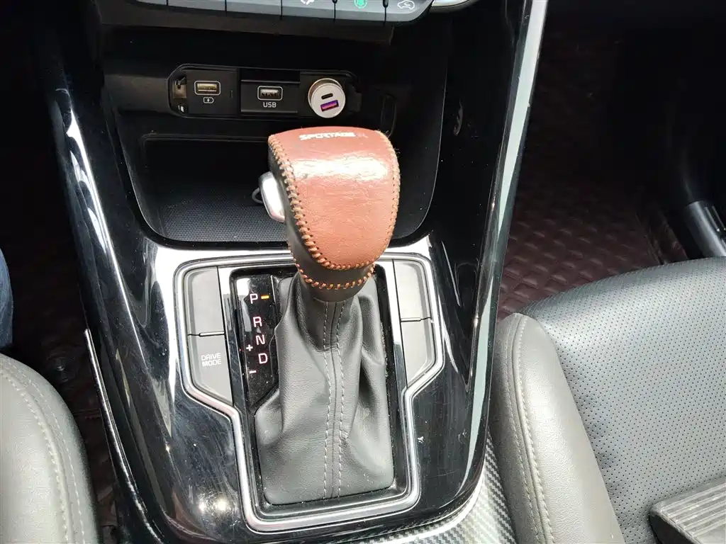 Kia Sportage 2018 — фото 14
