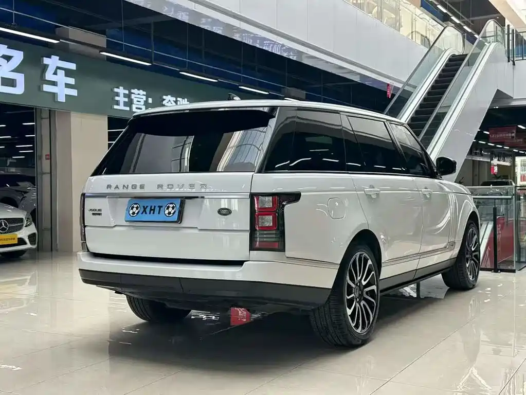 Land Rover Range Rover 2017 — фото 9