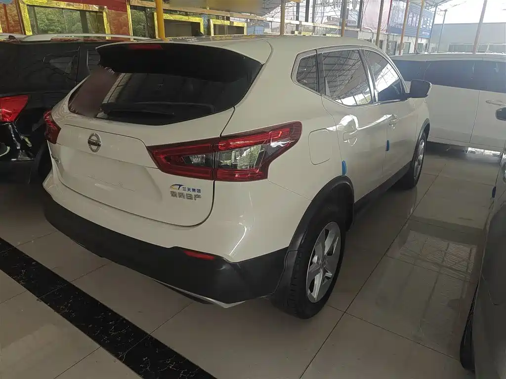 Nissan Qashqai 2021 — фото 6