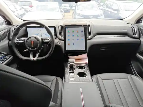 Hongqi HS3 PHEV 2024