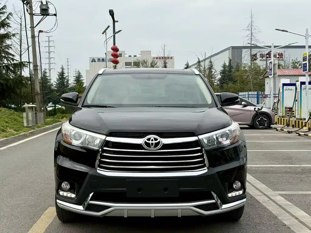 Toyota Highlander 2016 — фото 2