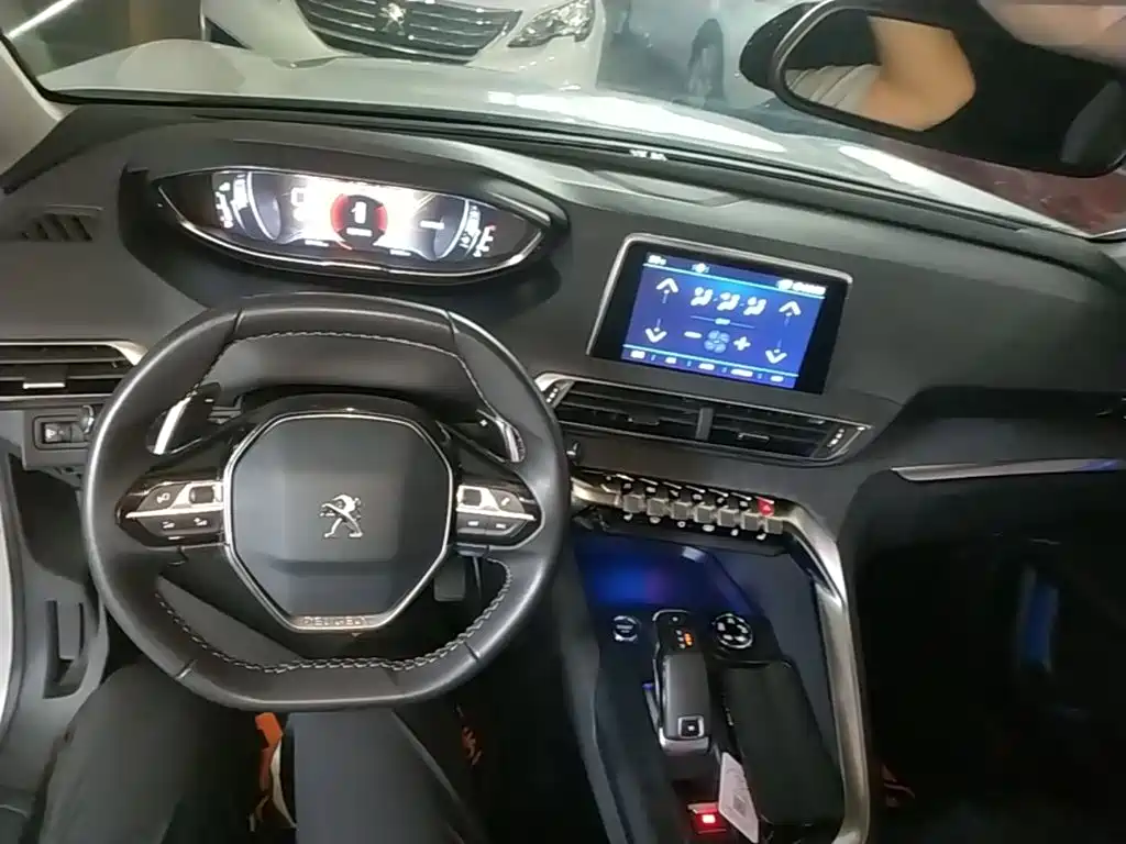 Peugeot 4008 2019 — фото 10
