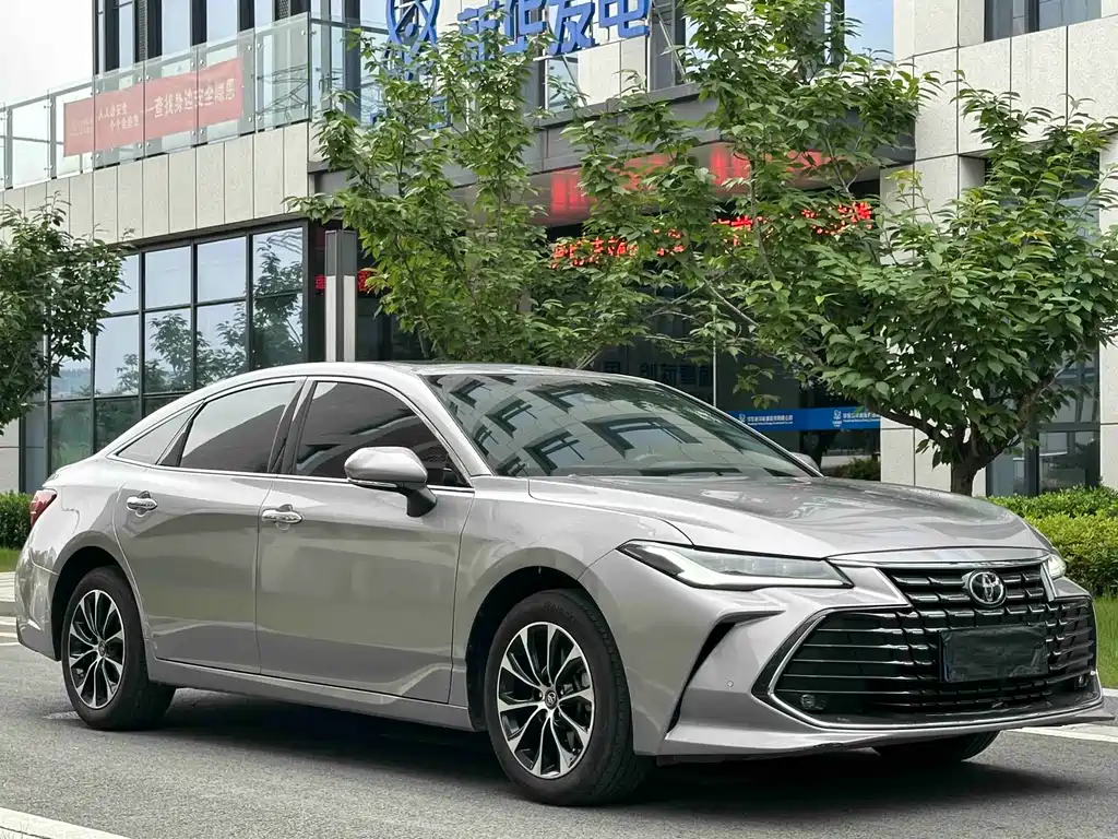 Toyota Avalon 2022 — фото 3