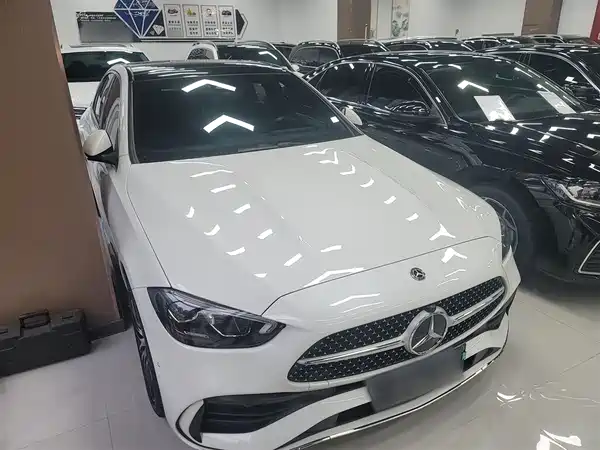 Mercedes-Benz C-Class 2022