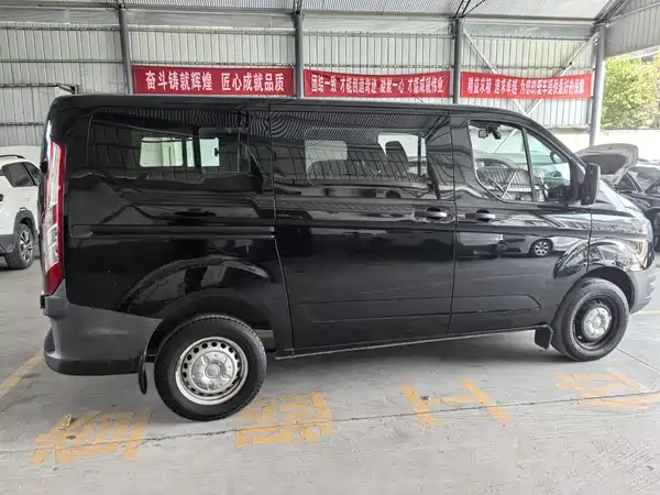 Ford Transit 2019