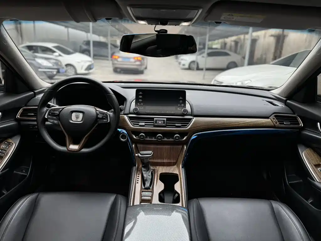 Honda Accord 2018 — фото 5