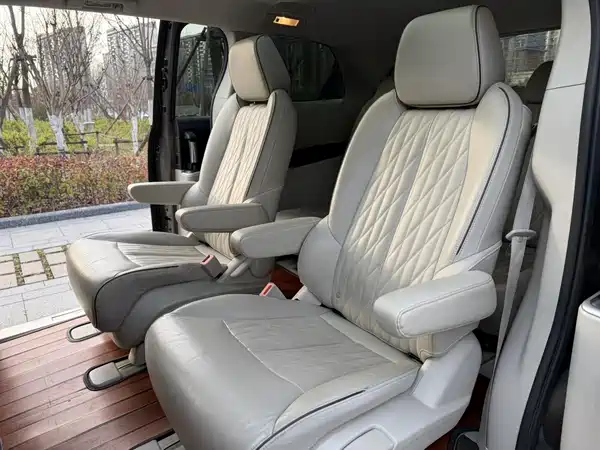 Buick GL8 2021