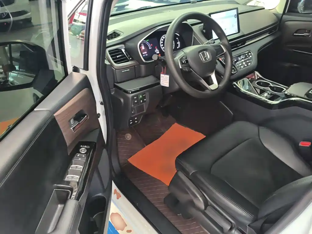 Honda Odyssey 2023 — фото 16