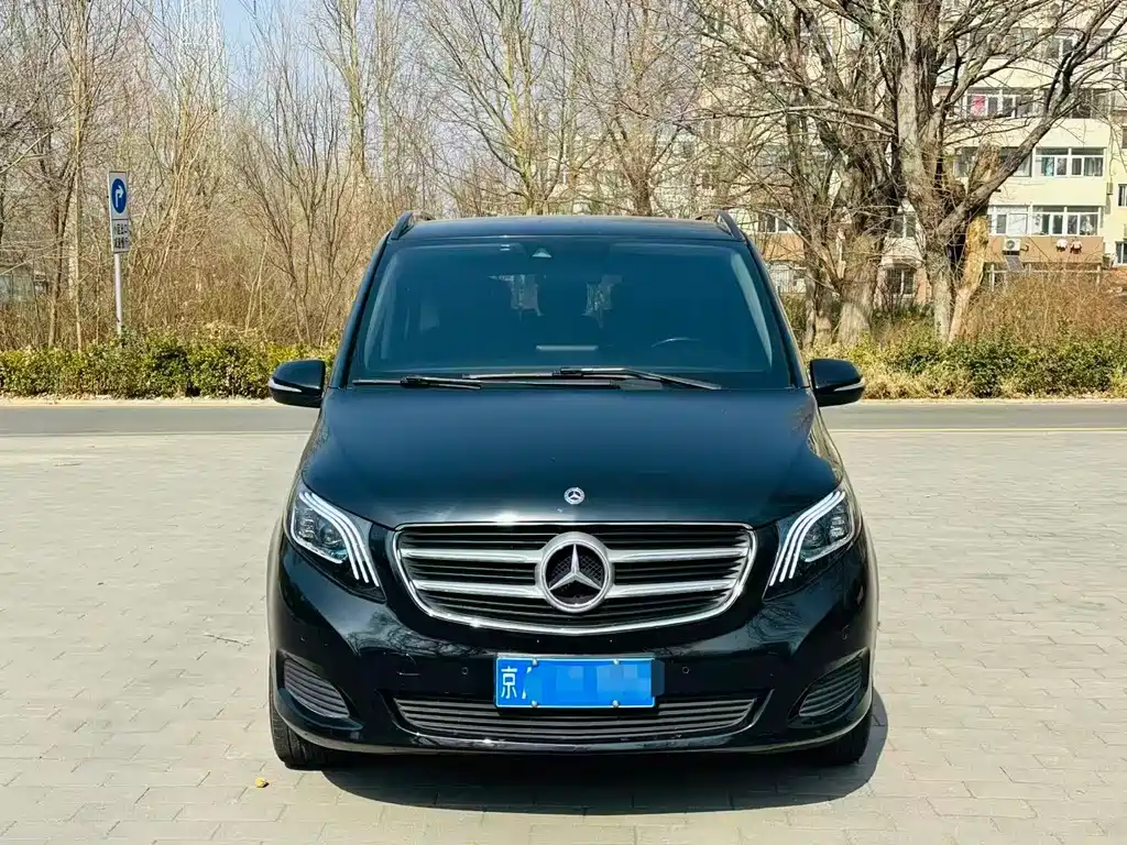 Mercedes-Benz V-Class 2018 — фото 2