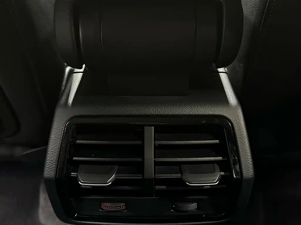 Audi Q3 2022 — фото 17