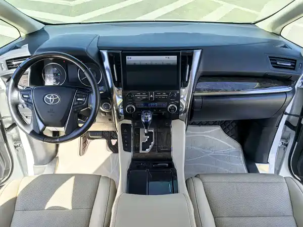 Toyota Alphard 2021