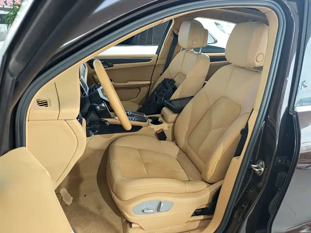 Porsche Macan 2015 — фото 15
