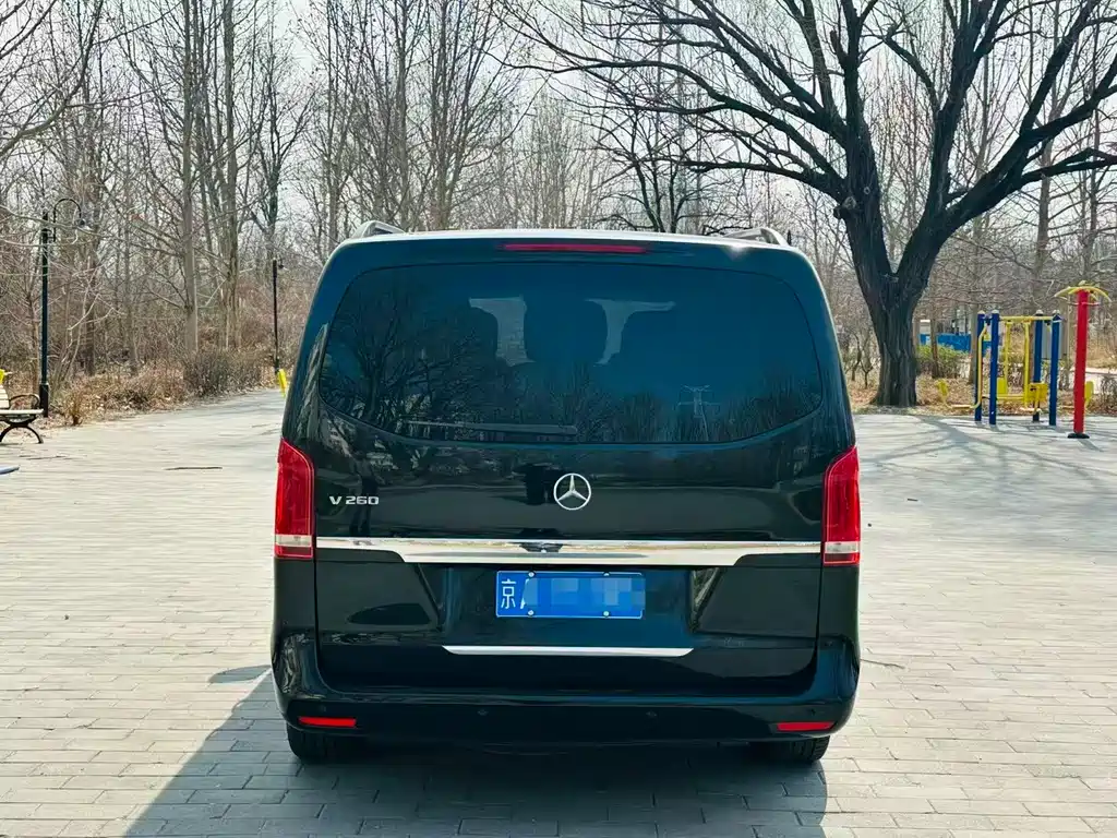 Mercedes-Benz V-Class 2018 — фото 5