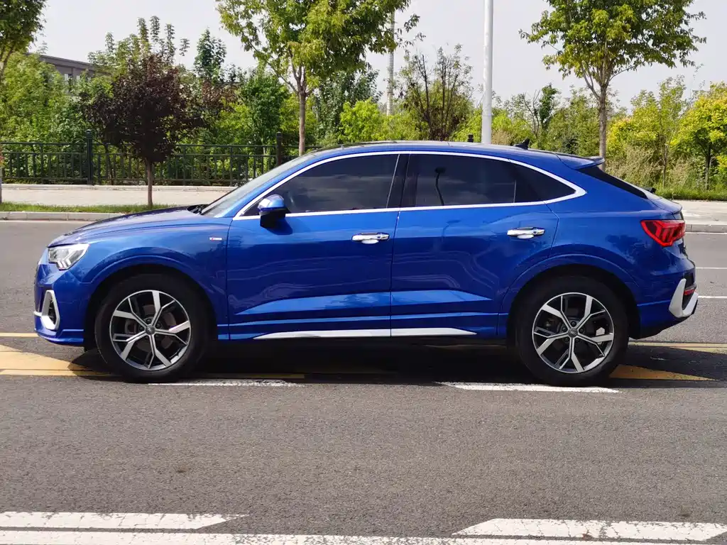 Audi Q3 Sportback 2021 — фото 7