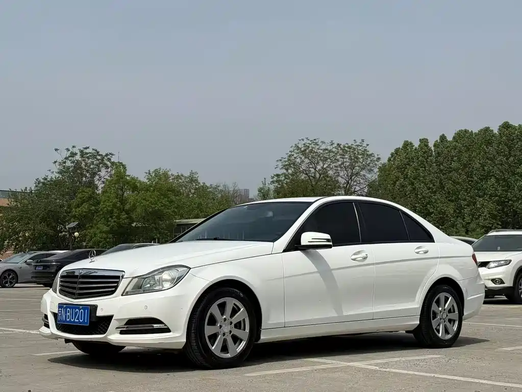 Mercedes-Benz C-Class 2013 — фото 1