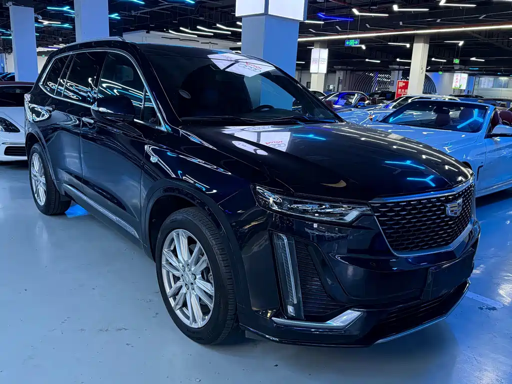 Cadillac XT6 2021 — фото 3