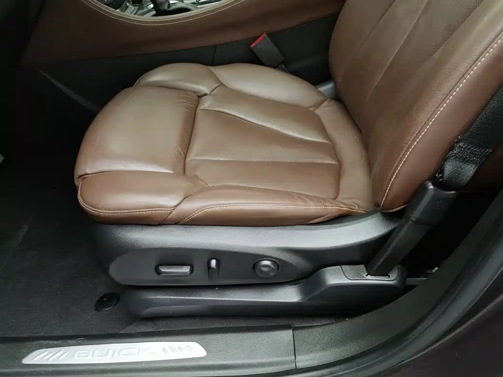 Buick Envision Plus 2016 — фото 20