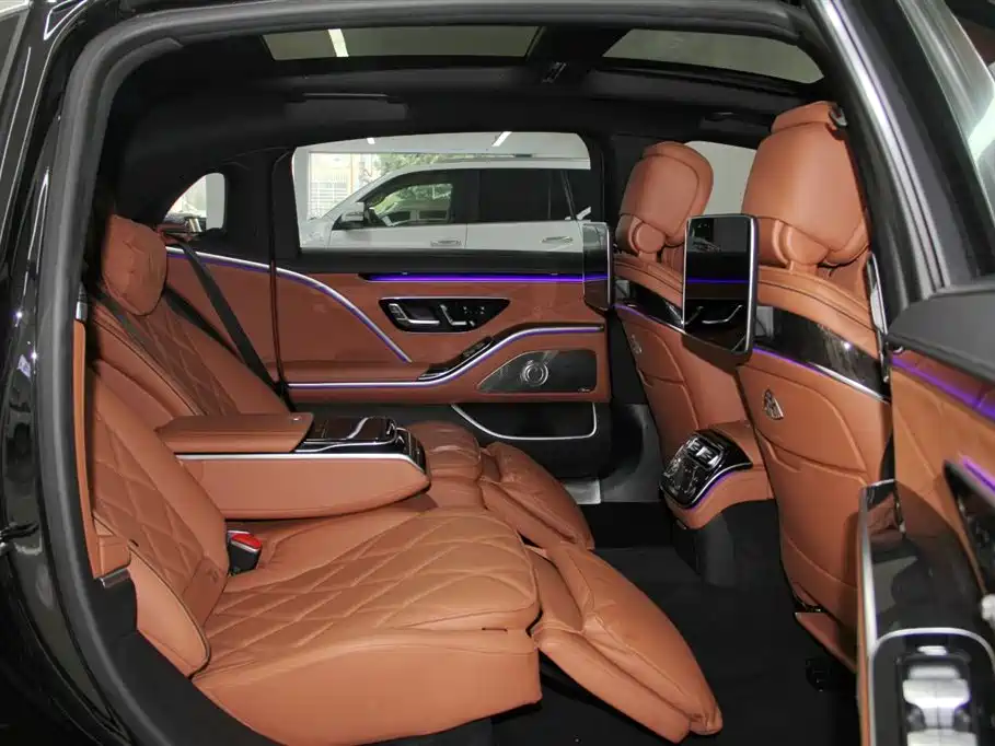 Mercedes-Benz Maybach S-Class 2024 — фото 10