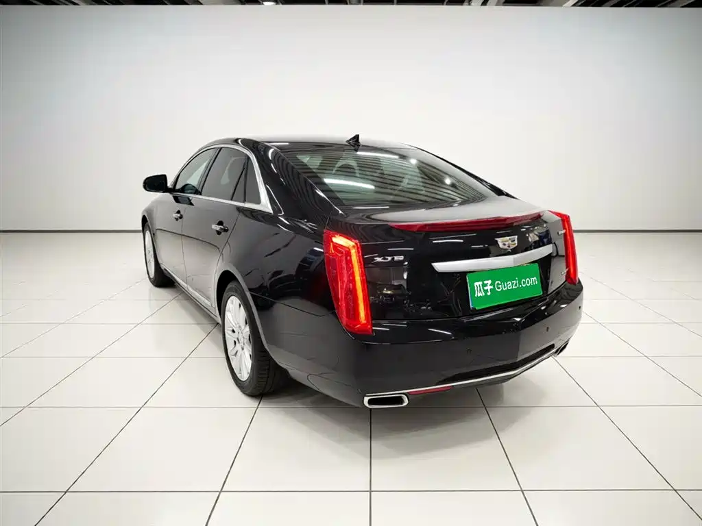 Cadillac XTS 2016 — фото 5