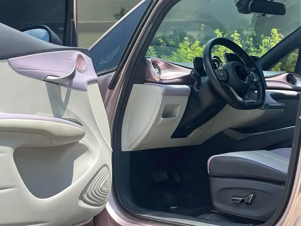BYD Dolphin 2022 — фото 13