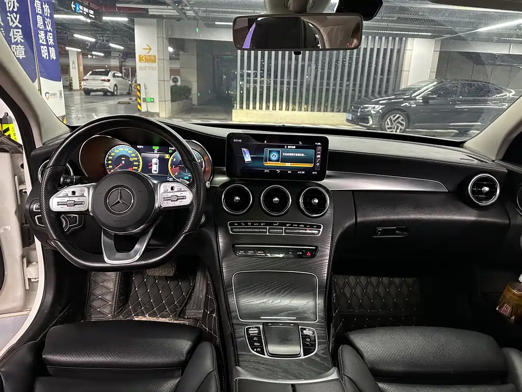 Mercedes-Benz C-Class 2019 — фото 10