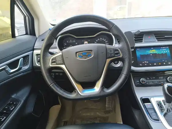 Geely Emgrand GS 2018