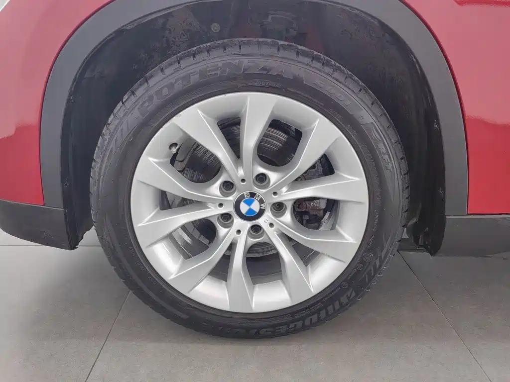 BMW X1 2014 — фото 17