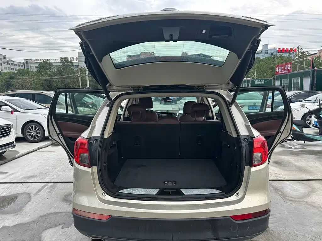 Buick Envision Plus 2016 — фото 10