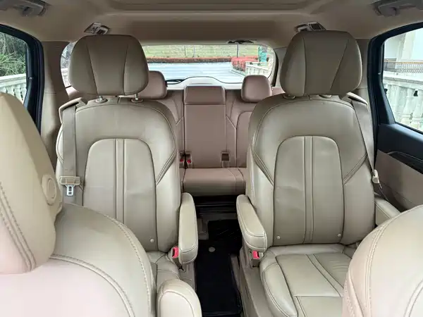 Buick GL8 2017