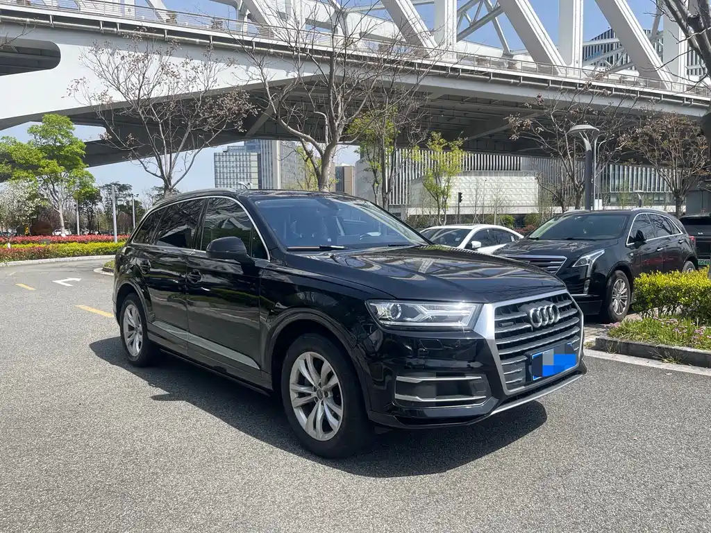 Audi Q7 2017 — фото 3