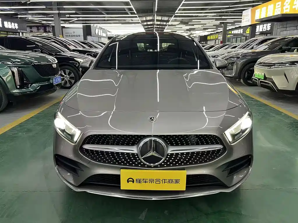 Mercedes-Benz A-Class 2022 — фото 2