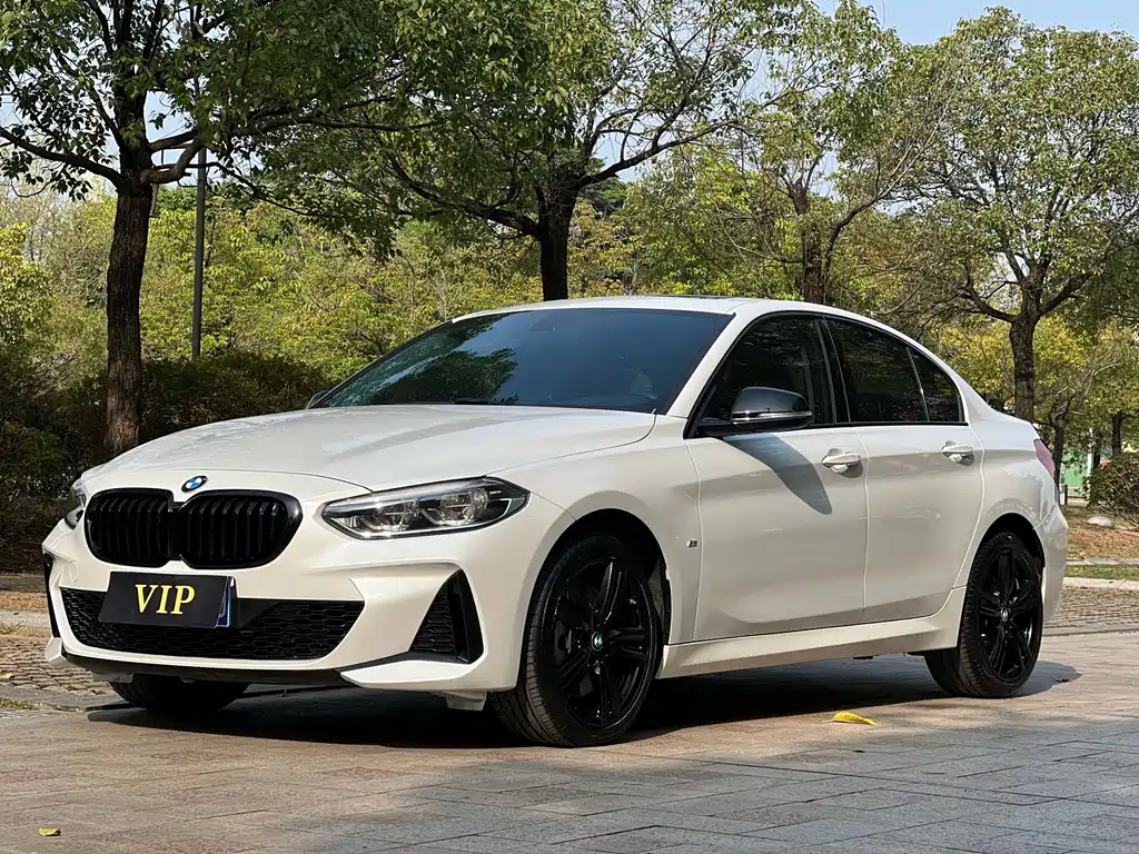 BMW 1 Series 2023