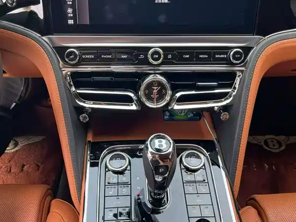 Bentley Flying Spur 2021