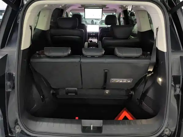 GAC Trumpchi E8 PHEV 2024