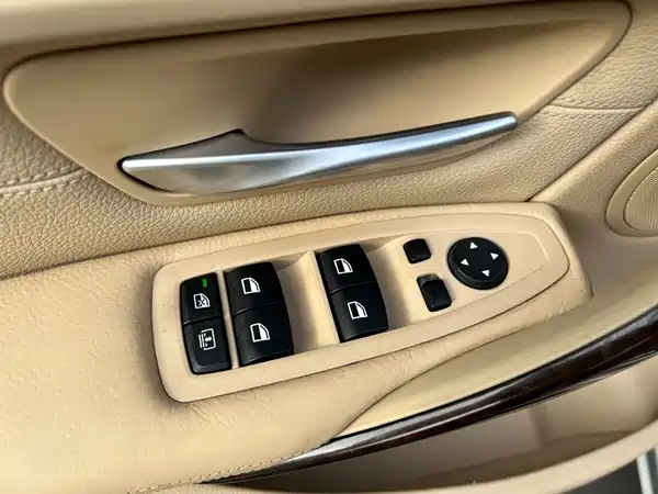 BMW 3 Series 2015