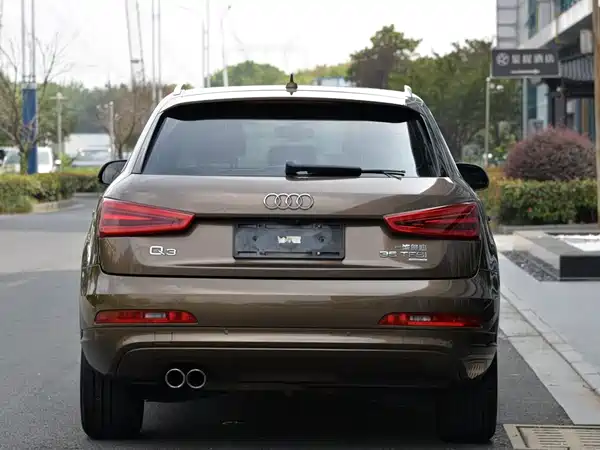 Audi Q3 2015